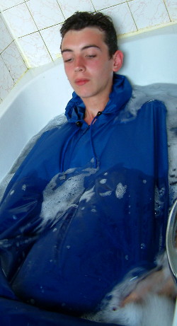 wet pncho in foam bath