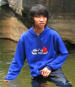 Ob Khan Canyon swim in hoodie